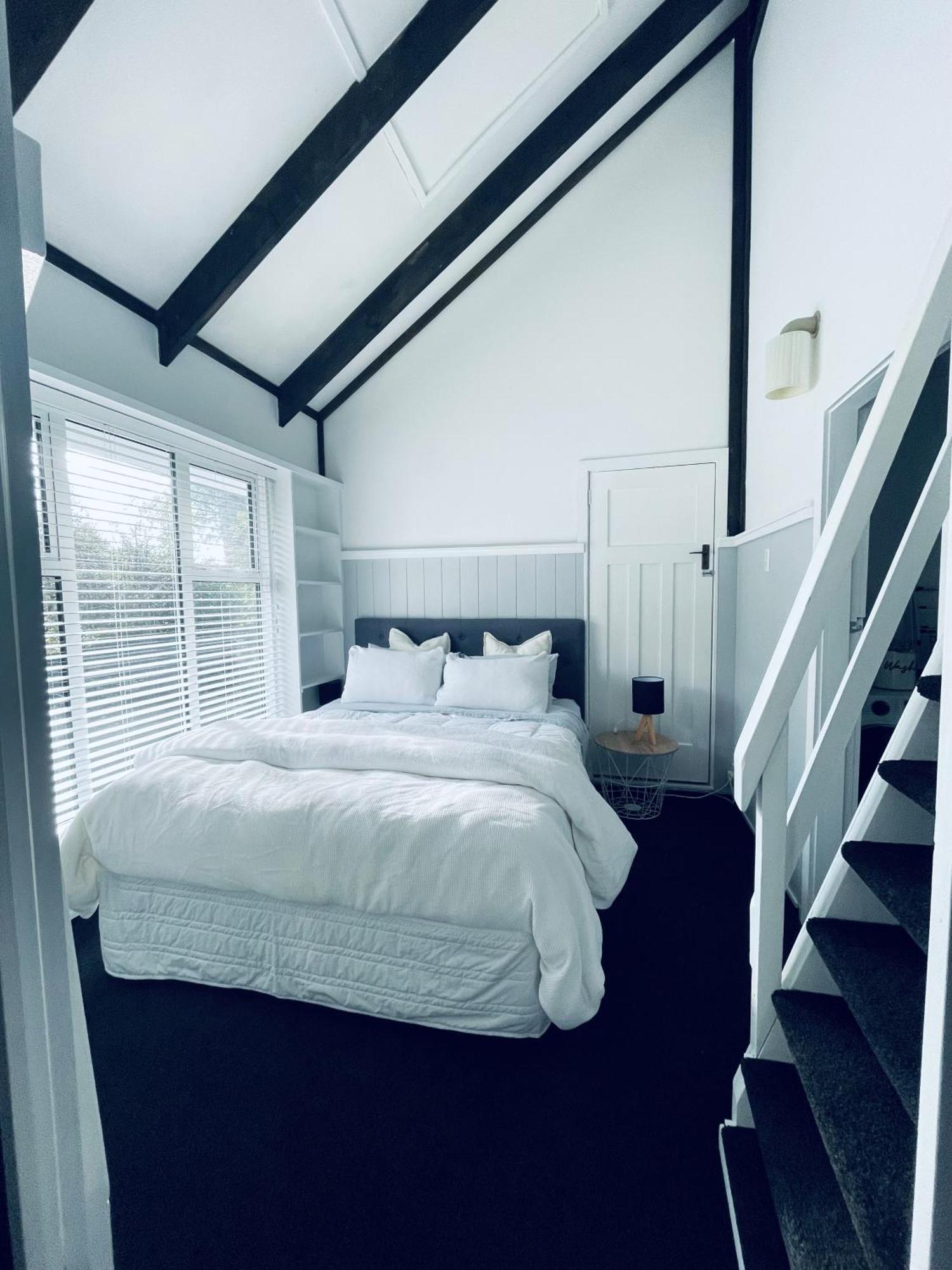 Experience Heritage, Live Modern Apartment *